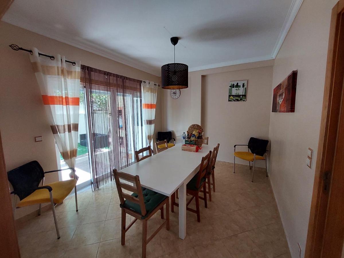 A Family House In Santa Cruz, Torres Vedras Villa Silveira  Exterior photo